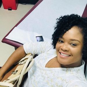 Meet your Posher, Anadia